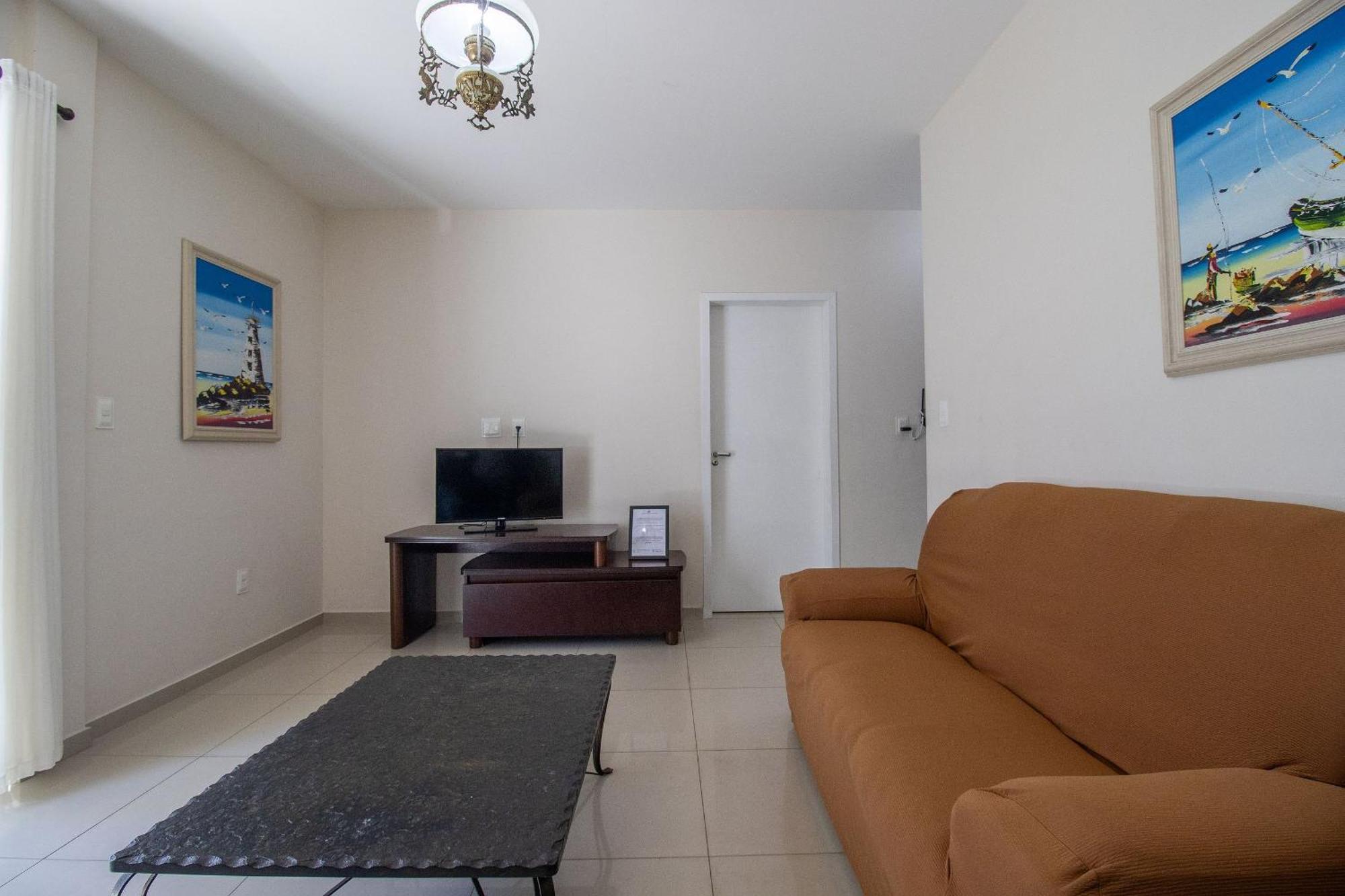 Mau31 - Churrasqueira, Av. Brasil, 3 Dorm Apartamento Balneario Camboriu