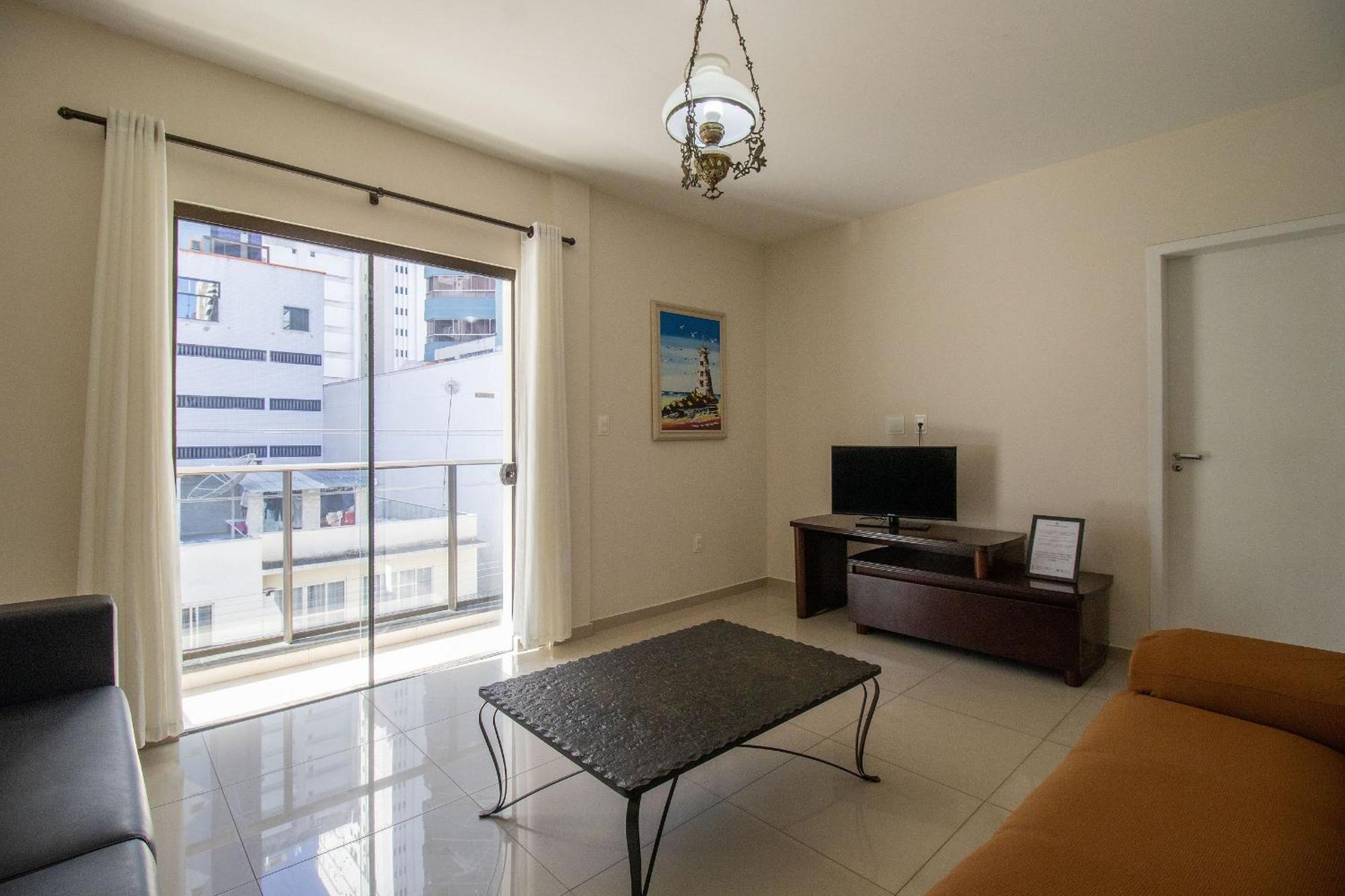 Mau31 - Churrasqueira, Av. Brasil, 3 Dorm * Balneario Camboriu